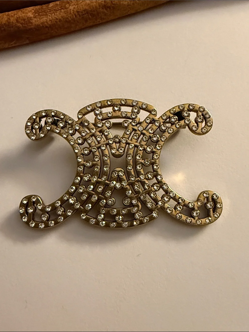 Fashion Jewelry Gold Crystal Double-Scroll Brooch